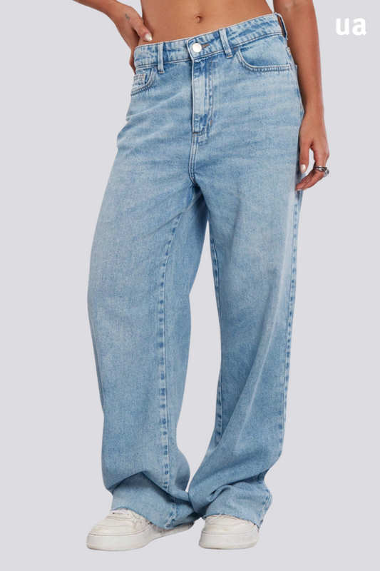 Calça jeans feminina casual branca lavada com perna larga